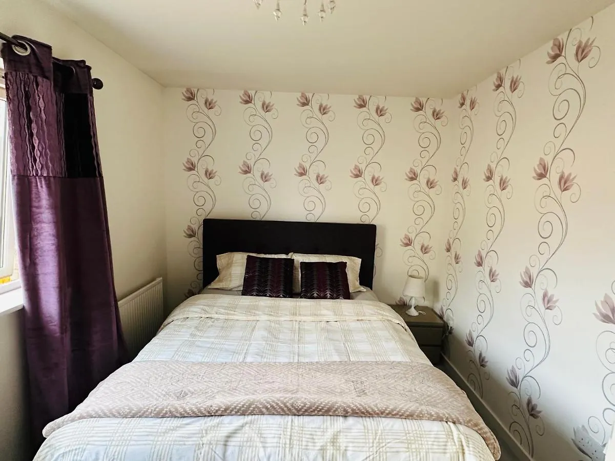 Modern 3 Bed Villa With Free Parking And Garden Close To City Center And Edinburgh Airport Regno Unito